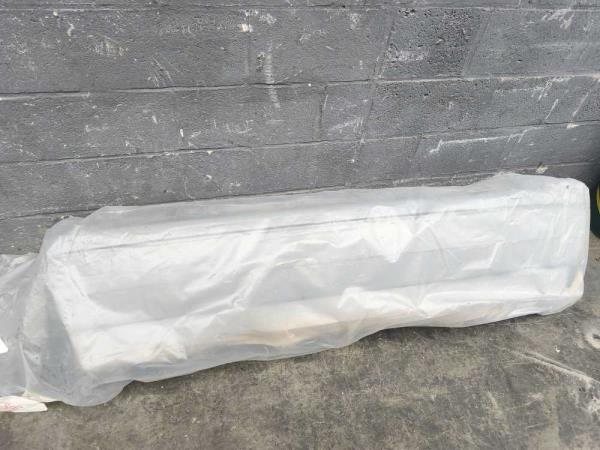 PARE CHOC ARRIERE VW - Vue 1